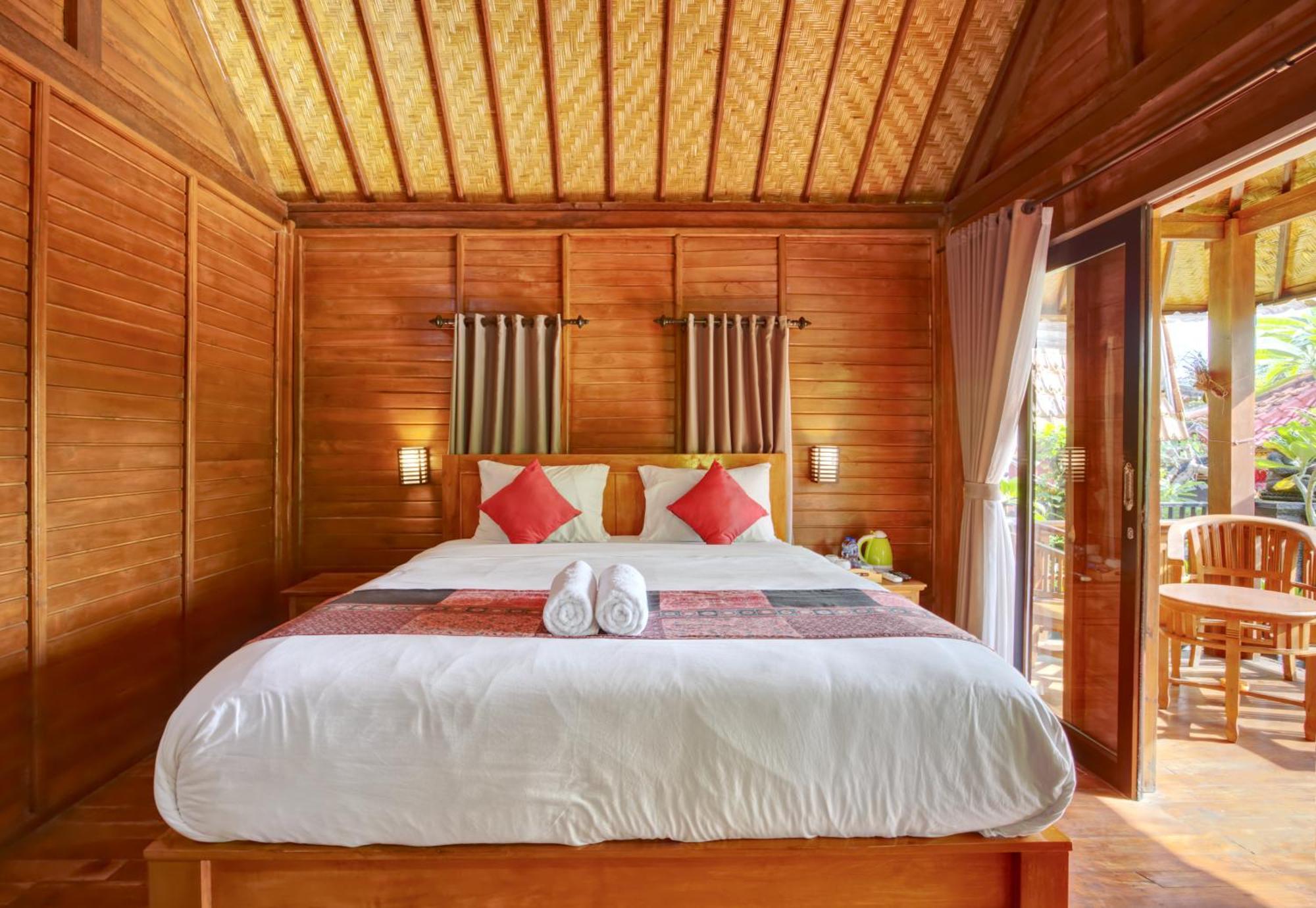 Ss Pangket Bungalow Toyapakeh Room photo